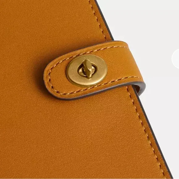 ๐ COACH NOTEBOOK ๐ NWT ๐ - Picture 16 of 16